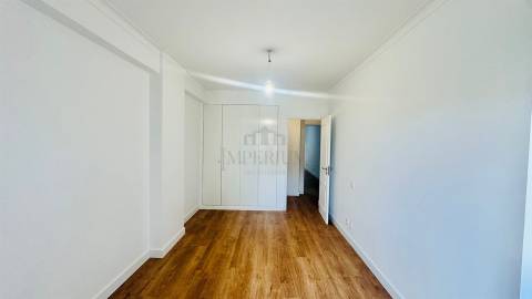 Apartamento T3 Venda em São Domingos de Benfica,Lisboa
