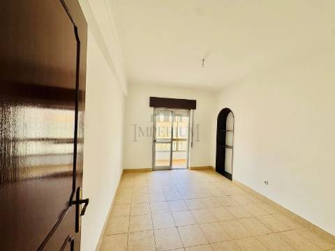 Apartamento T2 Arrendamento em Vila Franca de Xira,Vila Franca de Xira