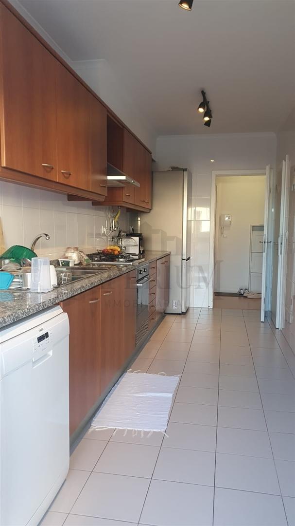 Quarto T2 Arrendamento em Alenquer (Santo Estêvão e Triana),Alenquer