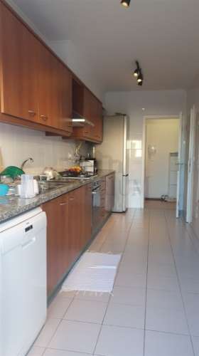 Quarto T2 Arrendamento em Alenquer (Santo Estêvão e Triana),Alenquer