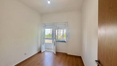 Apartamento T4 Venda em Rio de Mouro,Sintra