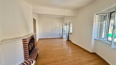 Apartamento T4 Venda em Rio de Mouro,Sintra