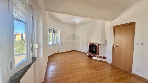 Apartamento T4 Venda em Rio de Mouro,Sintra