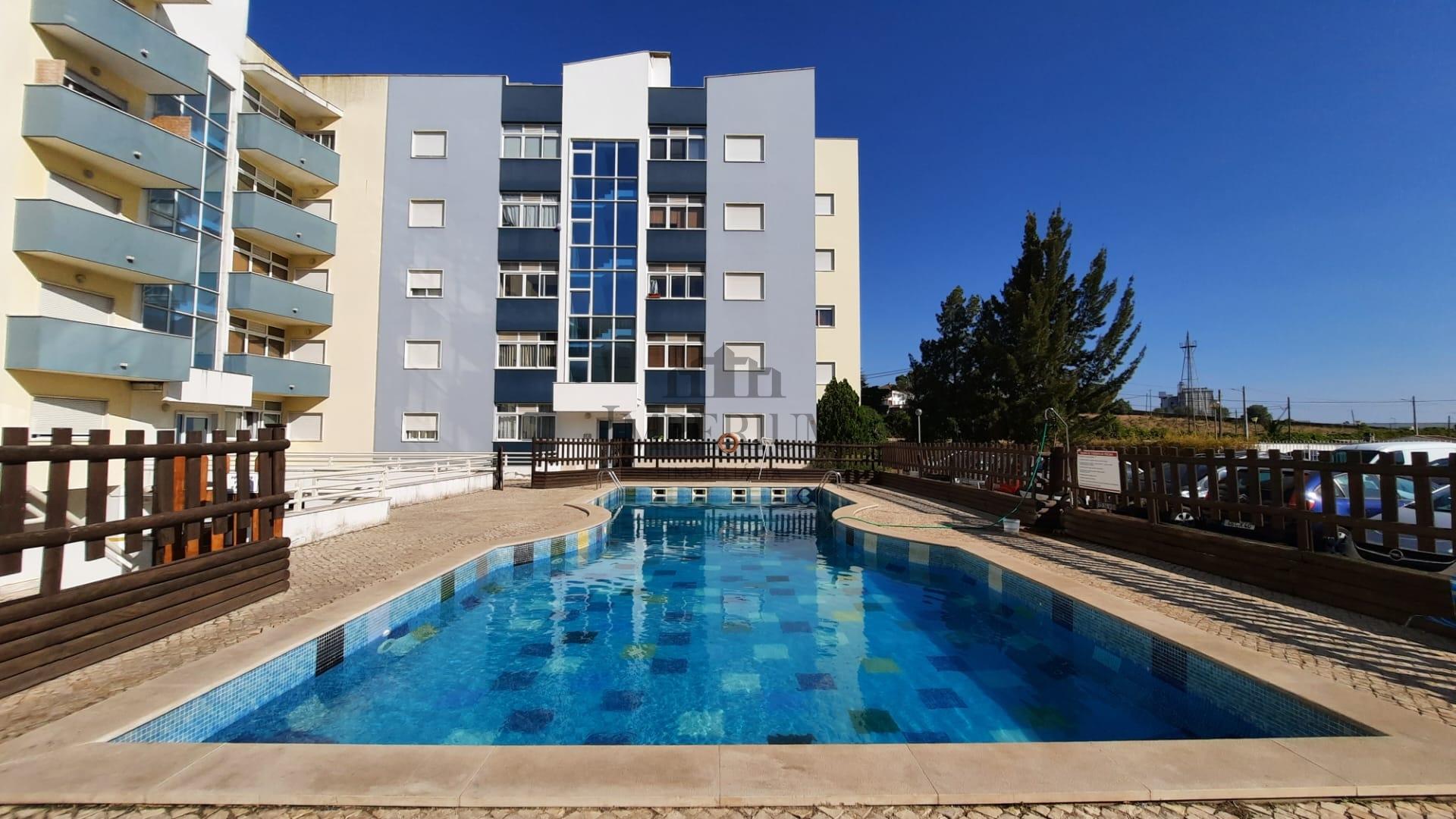 Apartamento T1 Arrendamento em Carregado e Cadafais,Alenquer