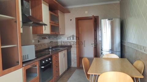 Apartamento T1 Arrendamento em Carregado e Cadafais,Alenquer