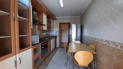 Apartamento T1 Arrendamento em Carregado e Cadafais,Alenquer
