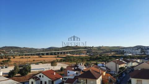 Apartamento T1 Arrendamento em Carregado e Cadafais,Alenquer