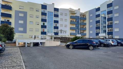 Apartamento T1 Arrendamento em Carregado e Cadafais,Alenquer