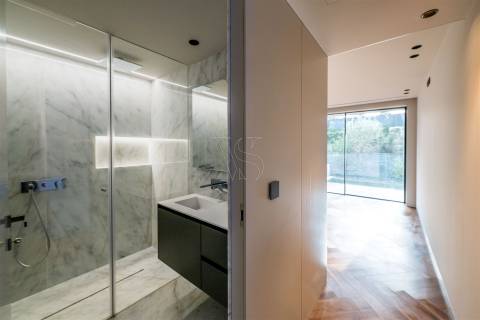 Apartamento de luxo c/ 4 suites, acabamentos premium, Junto à Avenida da Boavista