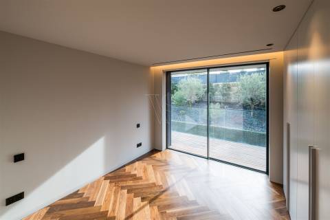 Apartamento de luxo c/ 4 suites, acabamentos premium, Junto à Avenida da Boavista