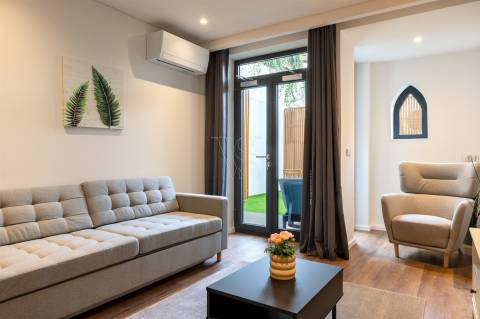 Apt. T1+1 c/ Jardim  a 190 mt  Est. do Metro S. Bento - Centro Histórico Porto