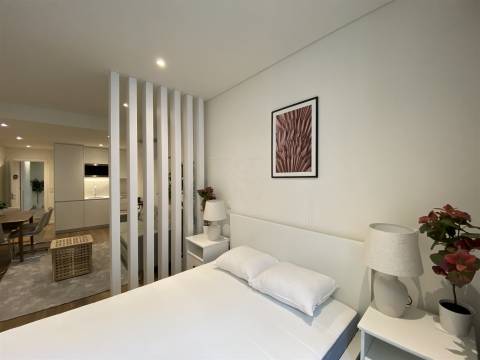 Apt. T2 a 190 mt  Est.do Metro S. Bento - Centro Histórico Porto