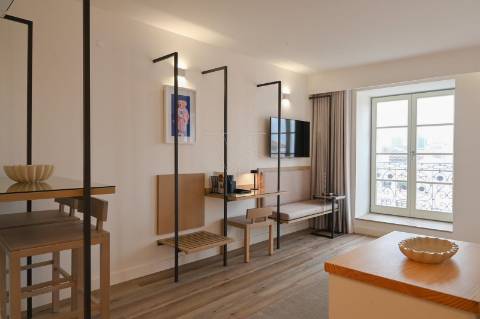 Loft  - Junto à Ponte D. Luís I - 350mt da Estação de  Metro "Jardim do Morro"