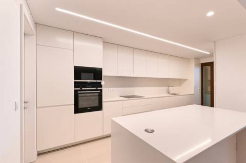 Melhor T3 da Quinta Marques Gomes (Condomínio Fechado) , vistas Rio Douro, Porto e Mar.