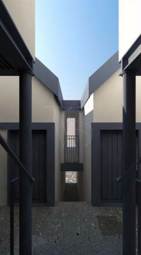 Prédio c/Projeto Aprovado. Vista sobre o Rio Douro. Zona Histórica do Porto