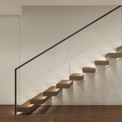 T4 Duplex c/Varanda, 3 Pátios e Box 2 carros - Foz do Douro