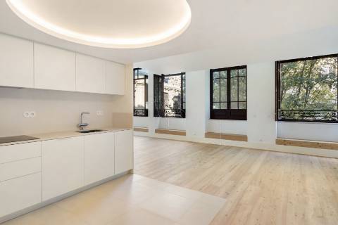 Apartamento T3  exclusivo e único, junto ao Mercado do Bolhão.