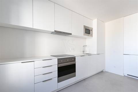 Apartamento T2  - Metro do Dragão - Porto