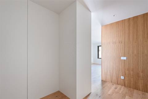 Apartamento T2  - Metro do Dragão - Porto