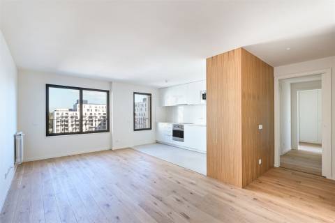 Apartamento T2  - Metro do Dragão - Porto