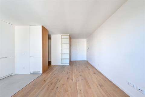 Apartamento T2  - Metro do Dragão - Porto