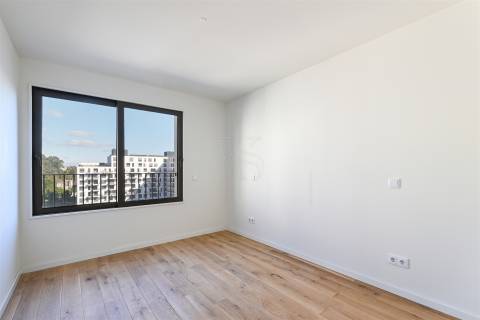 Apartamento T2  - Metro do Dragão - Porto