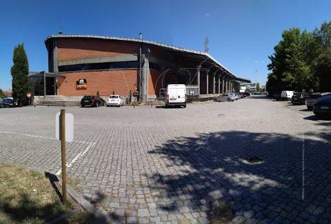 Escritório para arrendar com 178m2 no centro empresarial SARCOL