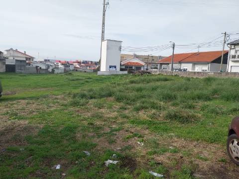 Terreno p/14 Moradias em Leça da Palmeira