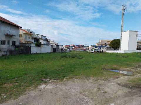 Terreno p/14 Moradias em Leça da Palmeira