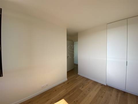 Apartamento T2 Arrendamento em Matosinhos e Leça da Palmeira,Matosinhos