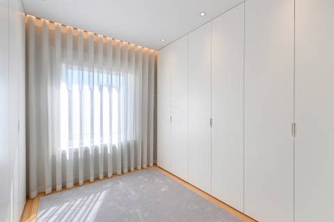 Viva no Topo: Penthouse Exclusiva junto ao Estádio do Dragão