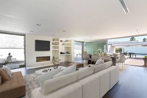 Moradia T6 de Luxo c/ Piscina - Lote de 1.500 m² — A 100 m da Praia de Valadares