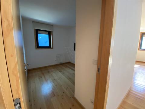 T2 Único em Frente ao Museu de Serralves – 100 m do MetroBus