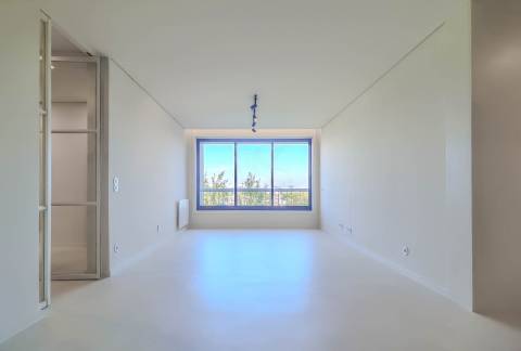 T3 Renovado – Elegância e Conforto nos Pinhais da Foz