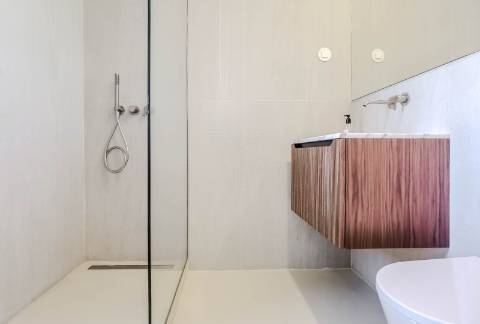 T3 Renovado – Elegância e Conforto nos Pinhais da Foz