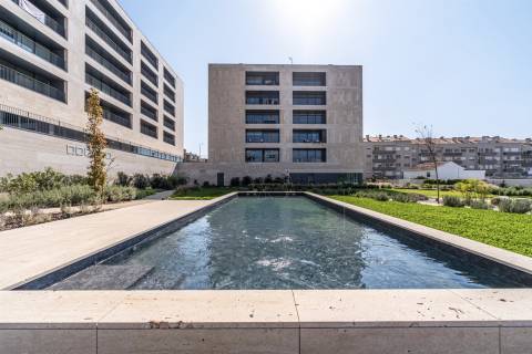 T3 Exclusivo em Condomínio Fechado com Piscina e Vista Mar - Vila Nova de Gaia