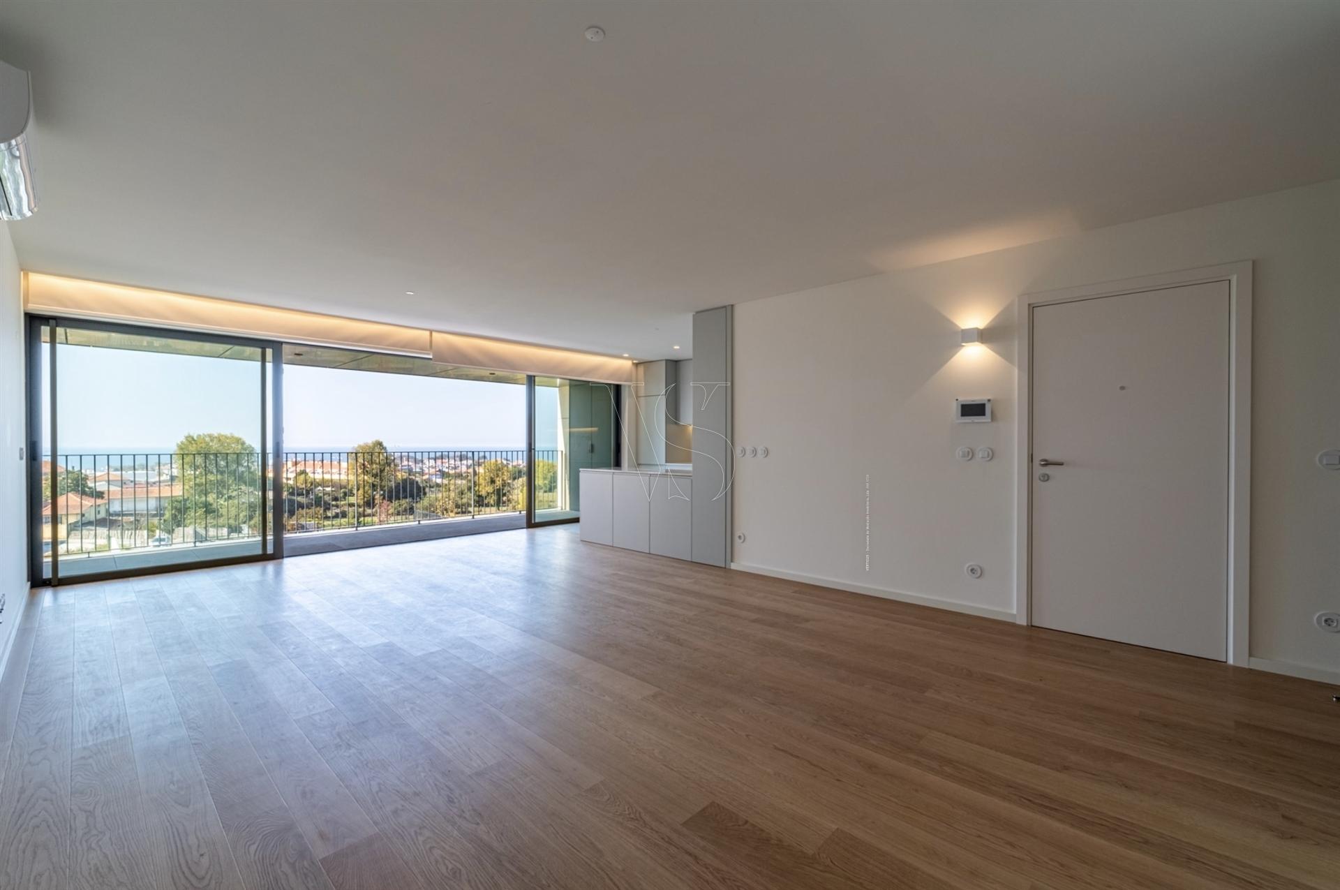 T3 Exclusivo em Condomínio Fechado com Piscina e Vista Mar - Vila Nova de Gaia