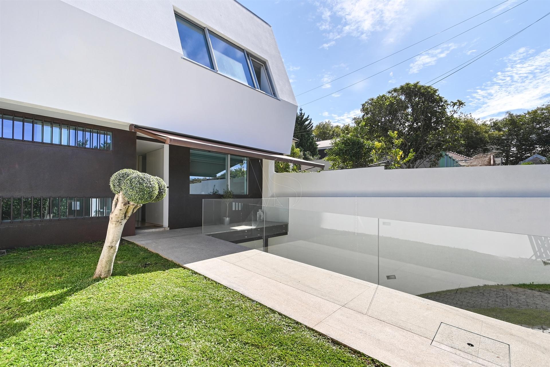 Moradia V4 Foz do Douro estado como nova