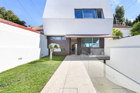 Moradia V4 Foz do Douro estado como nova