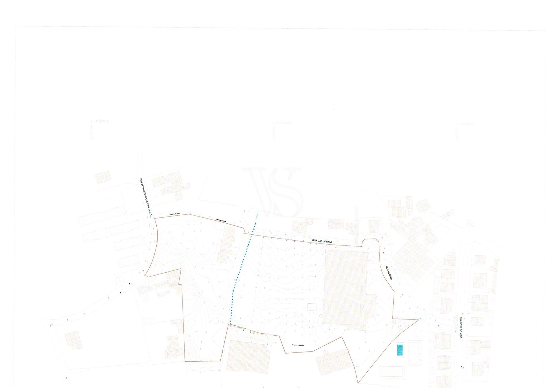 Oportunidade Única em Miramar – Terreno de 32.547m² a 700m da Praia.