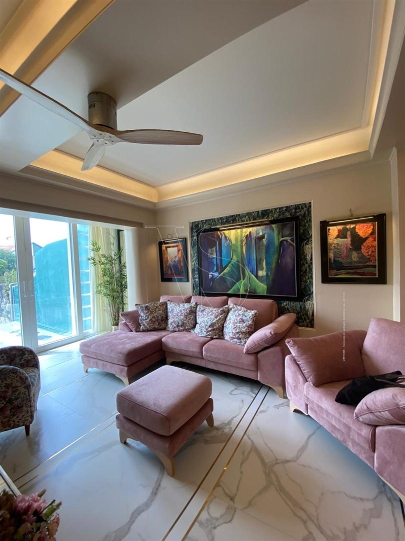 T2 Renovado com Logradouro – AL Ativa – Metro Lapa à Porta - Porto