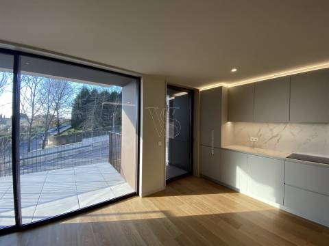 O Seu Refúgio com Terraço Privativo nos Jardins d’Arrábida, Vila Nova de Gaia