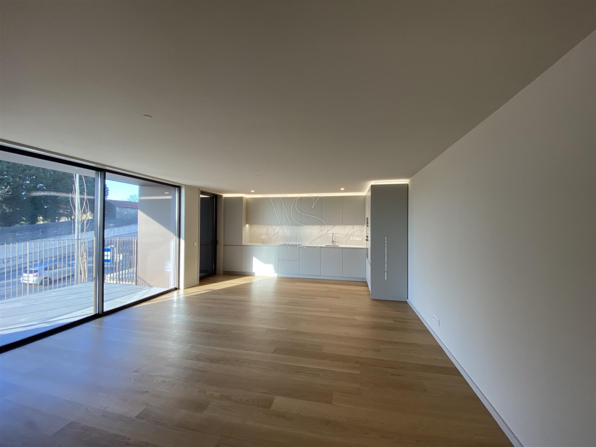 O Seu Refúgio com Terraço Privativo nos Jardins d’Arrábida, Vila Nova de Gaia