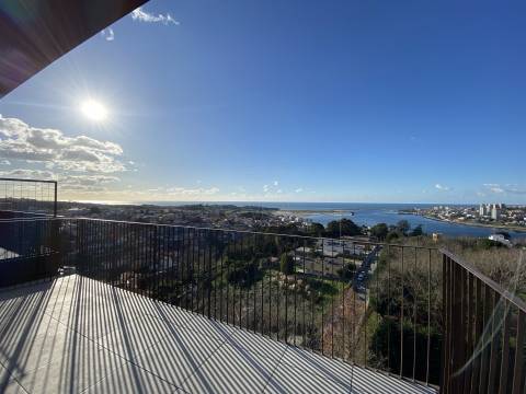 Jardins d’Arrábida: T3 Duplex Premium com Vista Deslumbrante-Vila Nova de Gaia