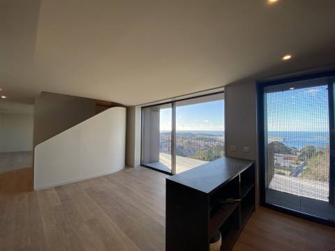 Jardins d’Arrábida: T3 Duplex Premium com Vista Deslumbrante-Vila Nova de Gaia