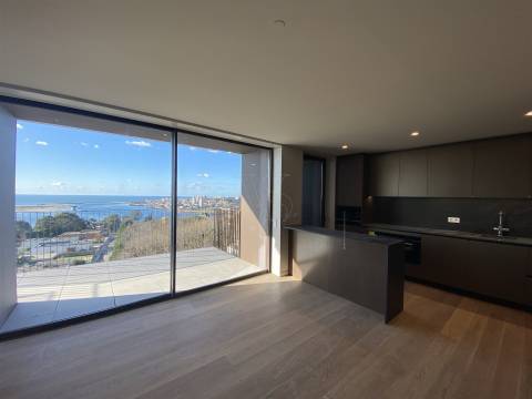 Jardins d’Arrábida: T3 Duplex Premium com Vista Deslumbrante-Vila Nova de Gaia