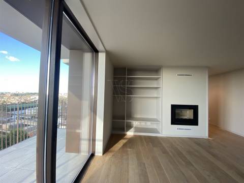 Jardins d’Arrábida: T3 Duplex Premium com Vista Deslumbrante-Vila Nova de Gaia