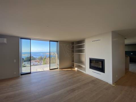 Jardins d’Arrábida: T3 Duplex Premium com Vista Deslumbrante-Vila Nova de Gaia