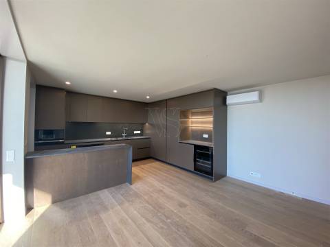 Jardins d’Arrábida: T3 Duplex Premium com Vista Deslumbrante-Vila Nova de Gaia