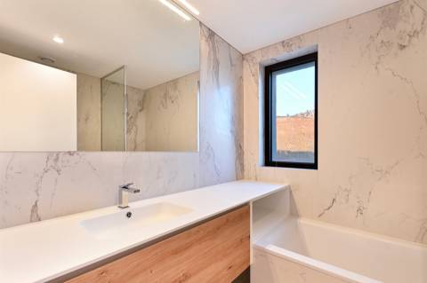 T4 Penthouse, Resort Quinta Marques Gomes, vistas Rio Douro, Porto e Mar.